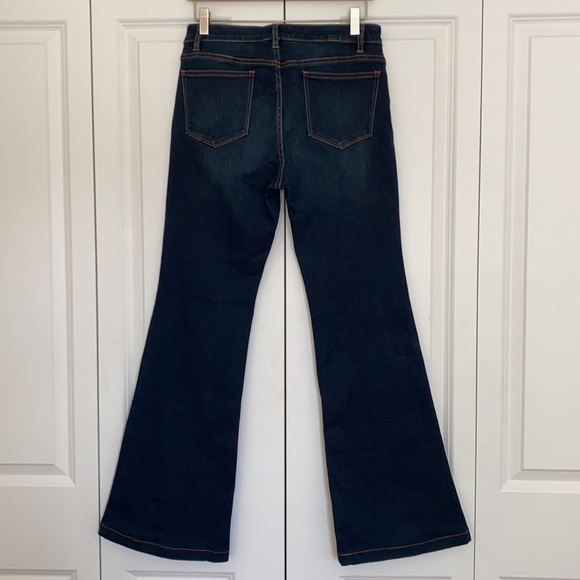 Michael Kors Selma Flare Leg Dark Denim Jeans Size 6 - Picture 2 of 9